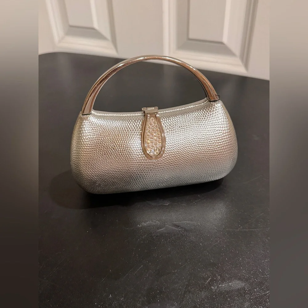 Chic Silver Clutch with Crystal Accents